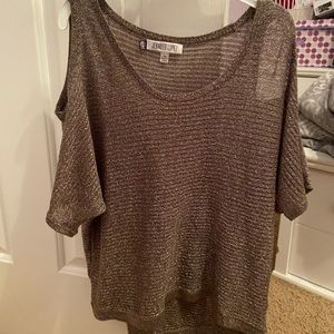 Sparkly cold cut shoulder top